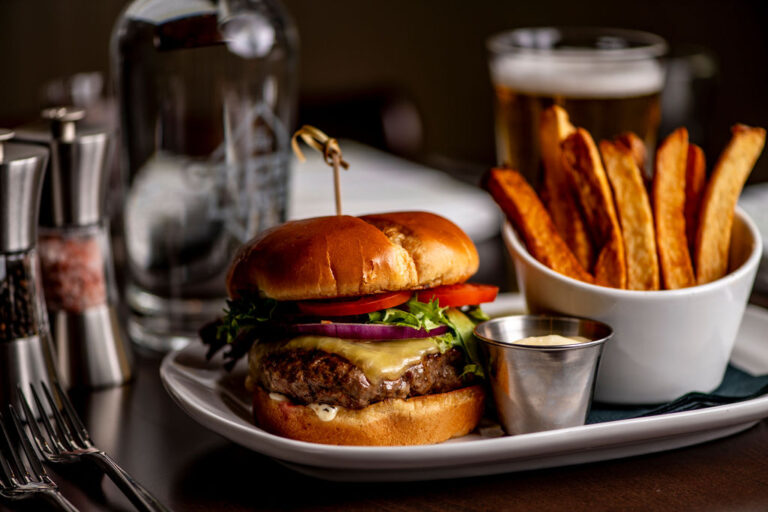 447187885 122167646174075338 2265142442777550865 n 768x512